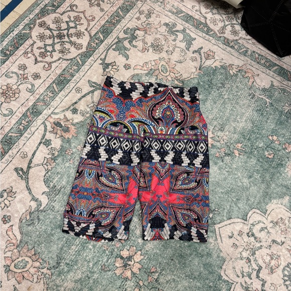 Onzie High Rise Biker Shorts - Picture 2 of 2